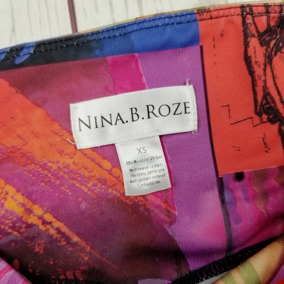 Nina B Roze Heart Butt Abstract Paint Leggings - Picture 7 of 8